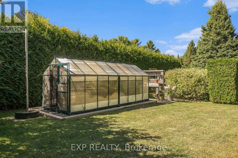 28911960/1919-clark-road/clarencerockland-twp/clarence-rockland/ontario/K4K1K7_45