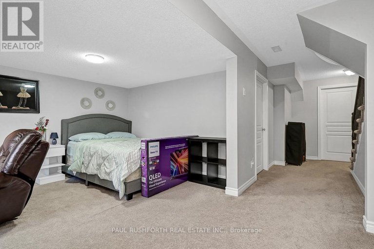 29495848/560-du-pin-rouge-way/mer-bleuebradley-estatesanderson-park/ottawa/ontario/K1W0C4_43