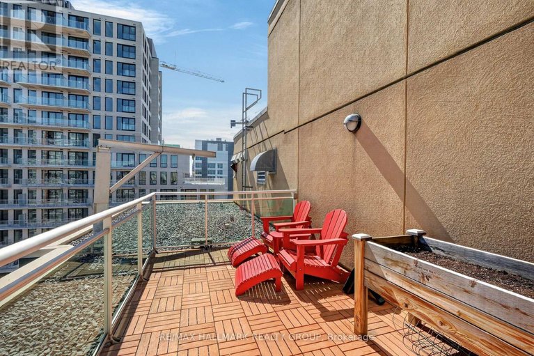 29682835/1401-134-york-street/lower-townbyward-market/ottawa/ontario/K1N1K8_37