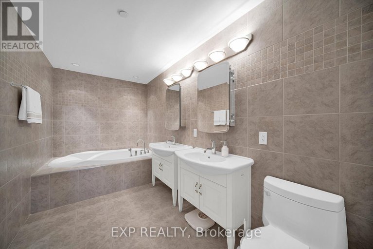 29597274/1103-90-george-street/lower-townbyward-market/ottawa/ontario/K1N0A8_23