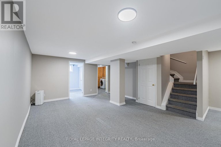 29601667/21-queensbury-drive/longfields/ottawa/ontario/K2J4L7_30