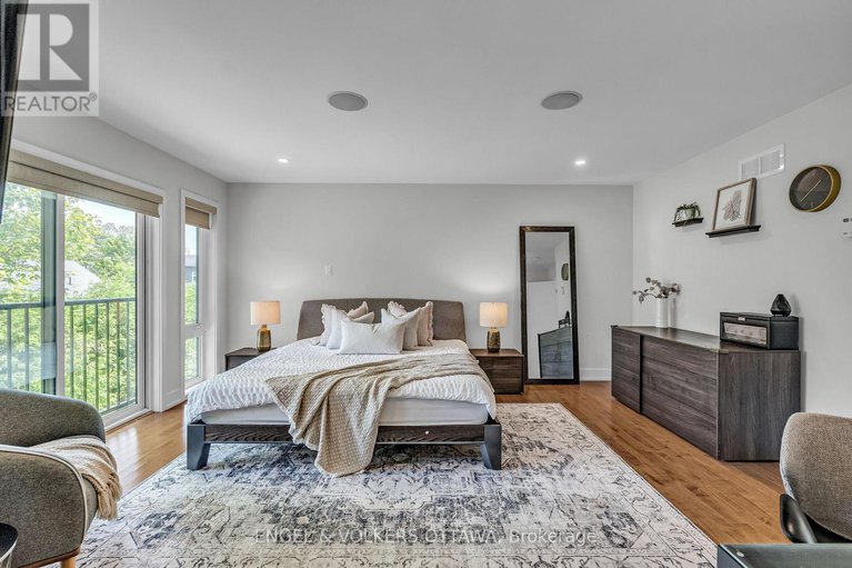 27931085/231-daniel-avenue/ottawa-westtunneys-pasture/ottawa/ontario/K1Y0C7_27