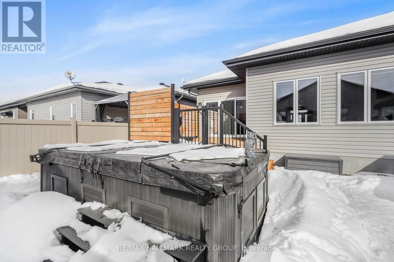 29383730/61-granite-street/clarencerockland-twp/clarence-rockland/ontario/K4K0H7_33
