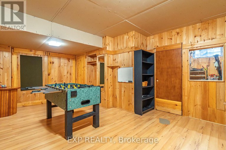 28319921/220-ancaster-avenue/woodroffe/ottawa/ontario/K2B5B3_29