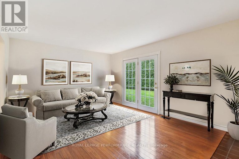 28666531/1932-marquis-avenue/beaconwood/ottawa/ontario/K1J8J2_15