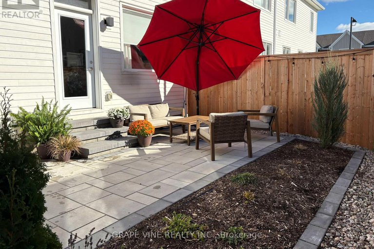 29145607/2005-postilion-street/btwn-franktown-rd-fallowfield-rd/ottawa/ontario/K0A2Z0_36