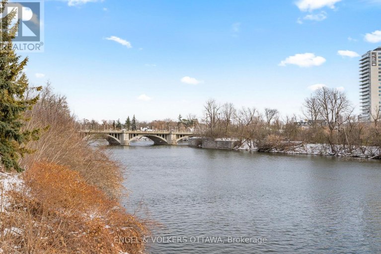 29514984/103-555-wilbrod-street/sandy-hill/ottawa/ontario/K1N5R4_5