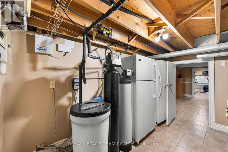 28881077/6501-wellwood-street/greely/ottawa/ontario/K4P1G2_45