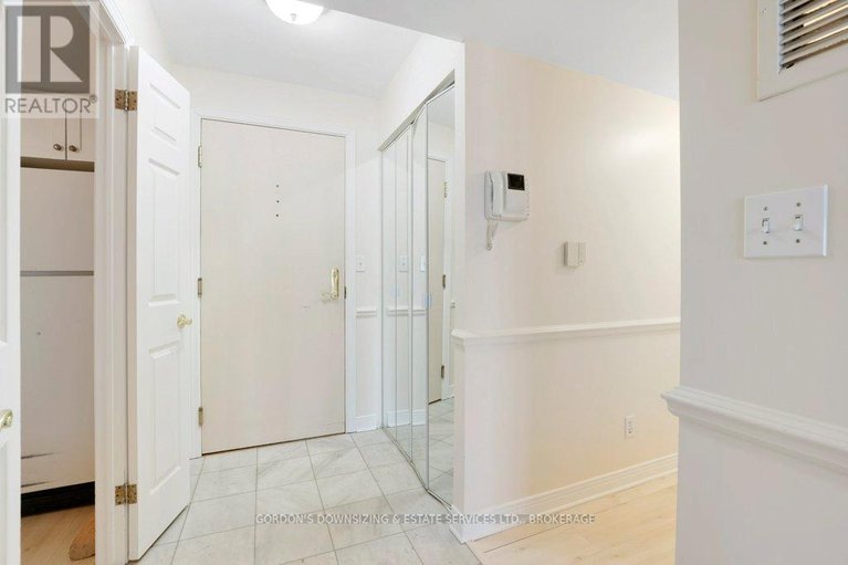 29600796/103-3099-carling-avenue/bayshore/ottawa/ontario/K2H5A6_9