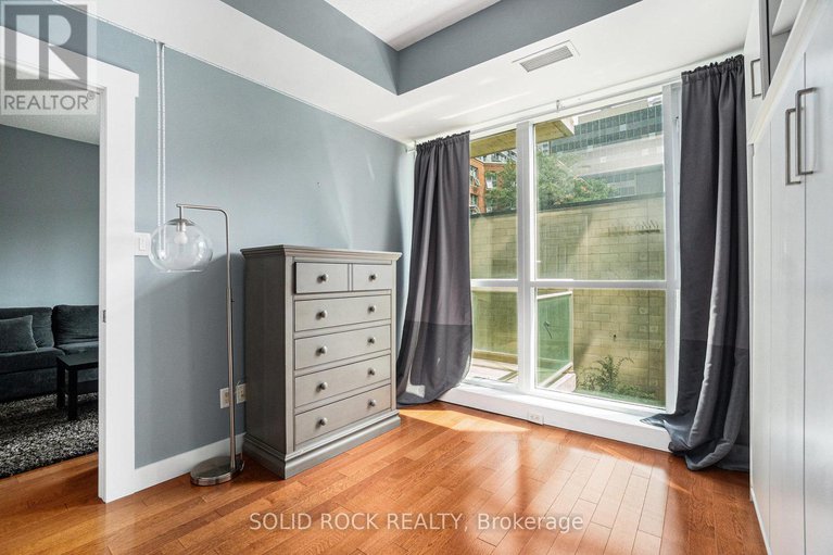 28710225/202-134-york-street/lower-townbyward-market/ottawa/ontario/K1N1K8_16