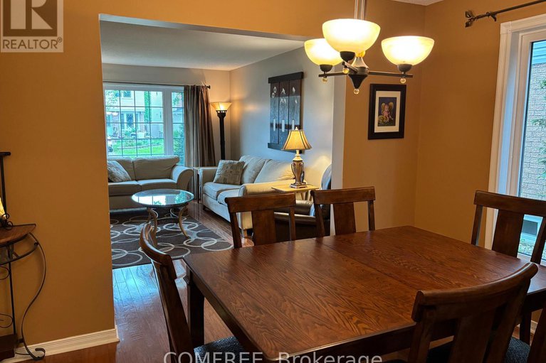 28372152/52-speers-crescent/bridlewood/ottawa/ontario/K2M1W2_7