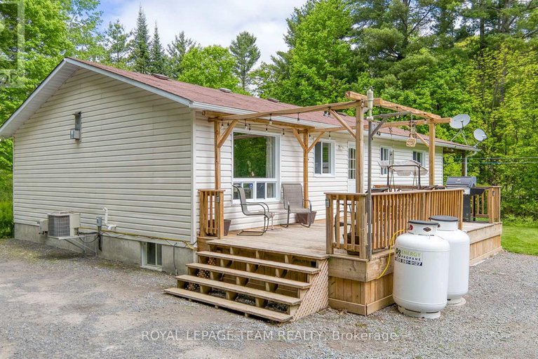 28363594/285-drummond-11-concession/drummond-n-elmsley-drummond-twp/drummondnorth-elmsley/ontario/K7C0C5_13