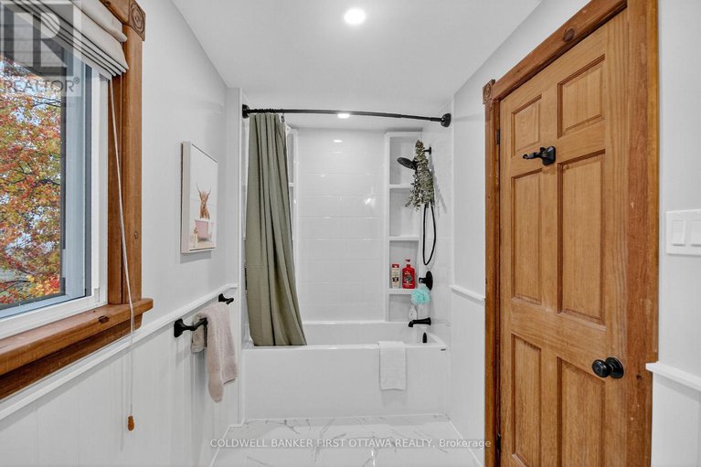 29056835/2889-swale-road/osgoode-twp-south-of-reg-rd-6/ottawa/ontario/K4P1N2_21