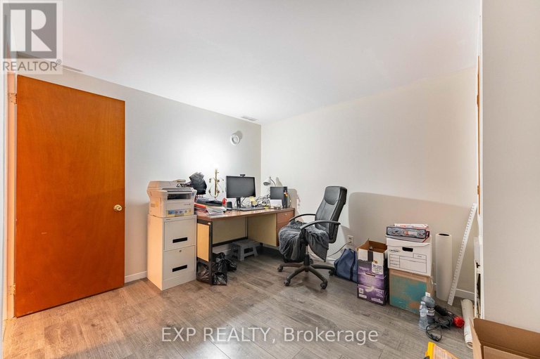 28501976/318-montfort-street/vanier/ottawa/ontario/K1L5N4_23