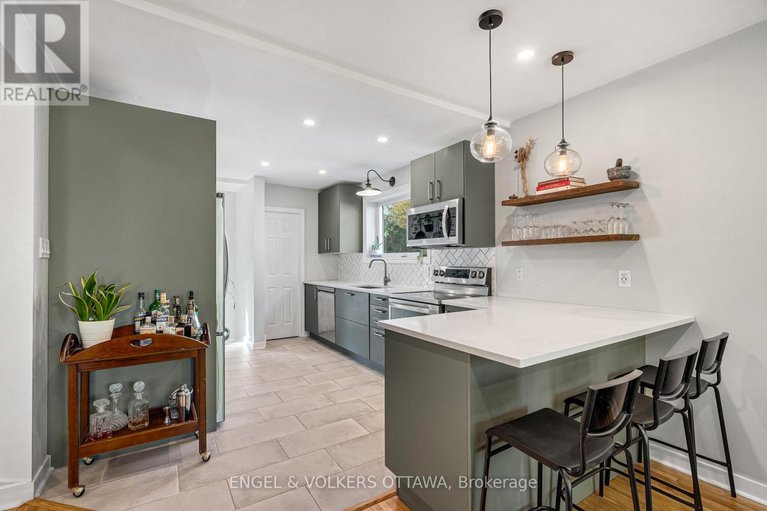 29372834/1270-cheverton-avenue/alta-vista/ottawa/ontario/K1H7P6_12