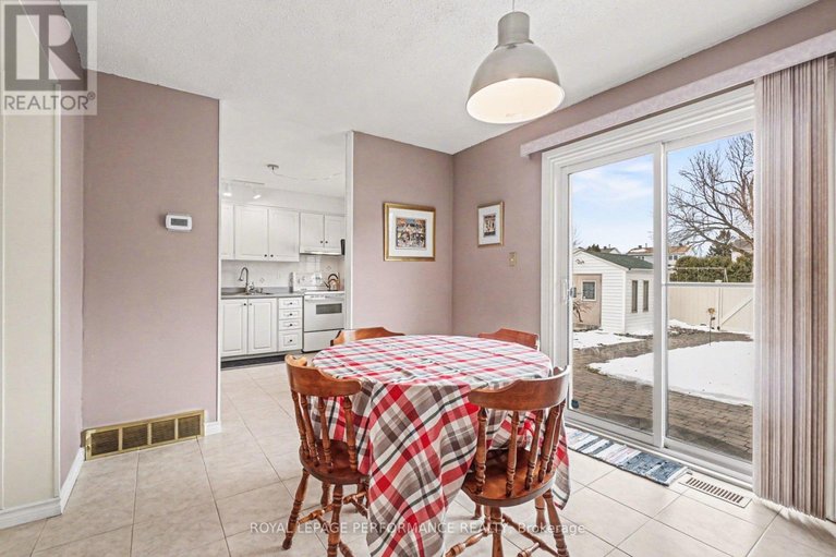 29484795/299-mockingbird-drive/chatelaine-village/ottawa/ontario/K1E2A4_8