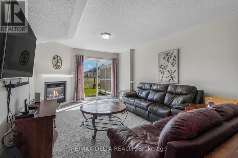 29651790/2225-marble-crescent/town-of-rockland/clarence-rockland/ontario/K4K0G9_25