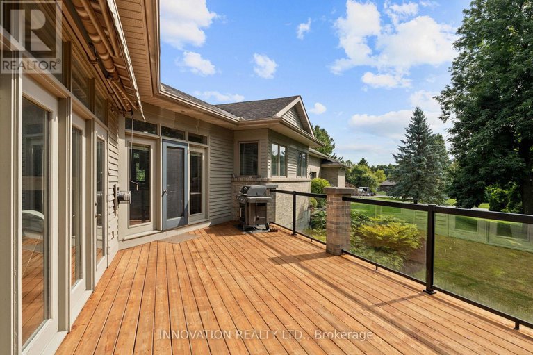 28892272/52-cedarhill-drive/cedar-hillorchard-estates/ottawa/ontario/K2R1C3_39