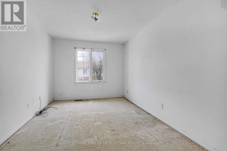 28221076/24-6141-red-willow-drive/chapel-hill/ottawa/ontario/K1C7J7_26