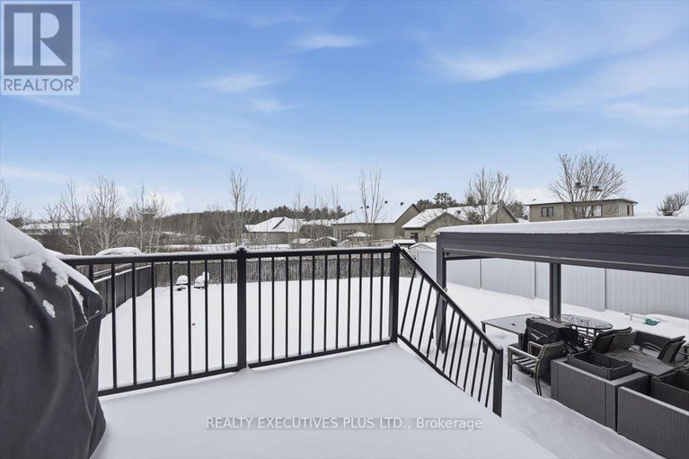 29225784/1082-docteur-corbeil-boulevard/town-of-rockland/clarence-rockland/ontario/K4K0E9_37