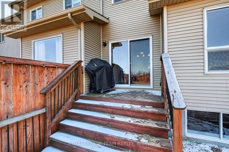 29615070/216-trail-side-circle/springridgeeast-village/ottawa/ontario/K4A5B5_46