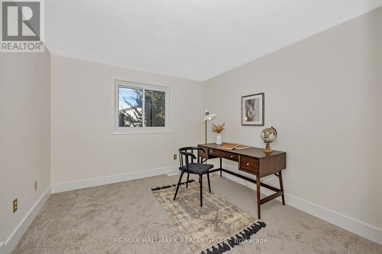 29051310/698-malibu-terrace/courtland-park/ottawa/ontario/K2C3T8_28