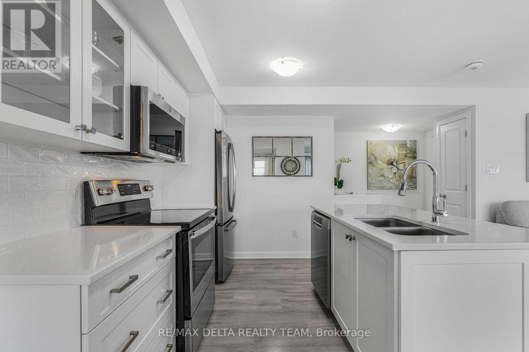 29531208/d-516-decoeur-drive/avalon-west/ottawa/ontario/K4A5H5_8