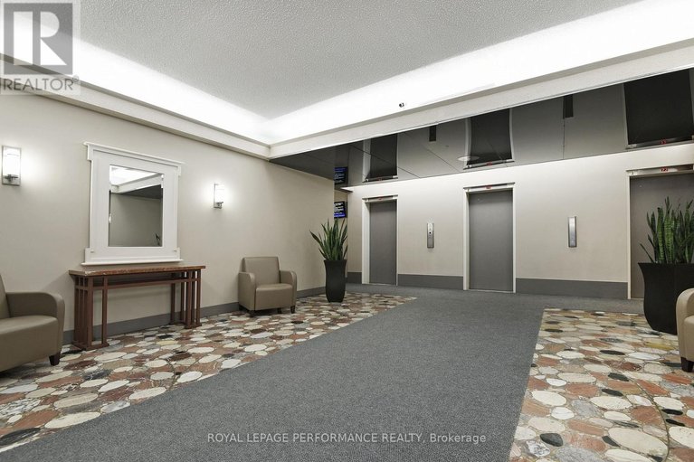 29621619/1102-1785-frobisher-lane/riverview-park/ottawa/ontario/K1G3T7_6