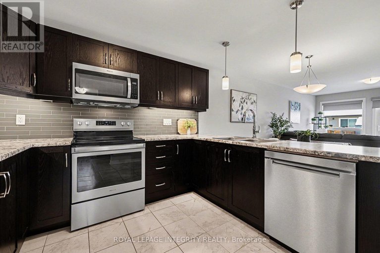 29328137/905-leishman-drive/mississippi-mills-ramsay-twp/mississippi-mills/ontario/K0A1A0_15