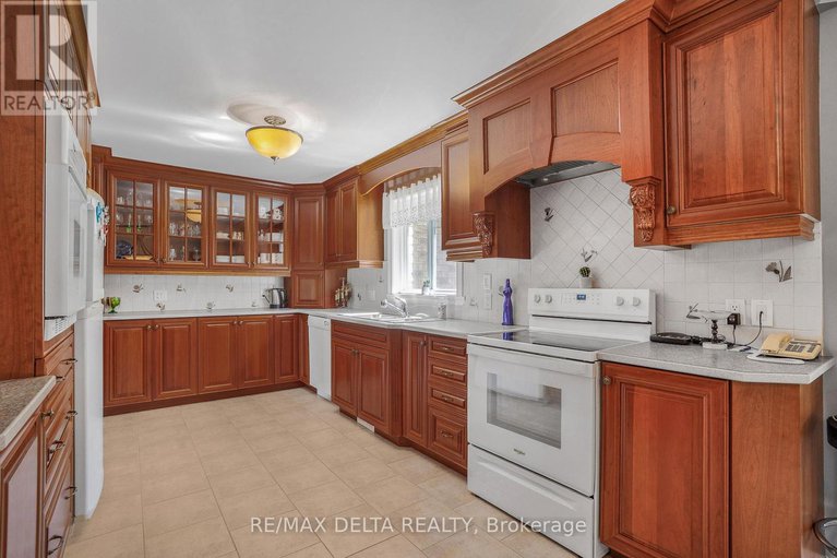 28863479/740-vinette-road/clarencerockland-twp/clarence-rockland/ontario/K0A1N0_6