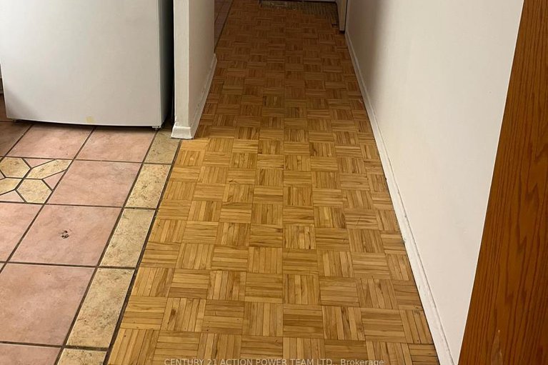 29142160/204-158b-mcarthur-avenue/vanier/ottawa/ontario/K1L8C9_14