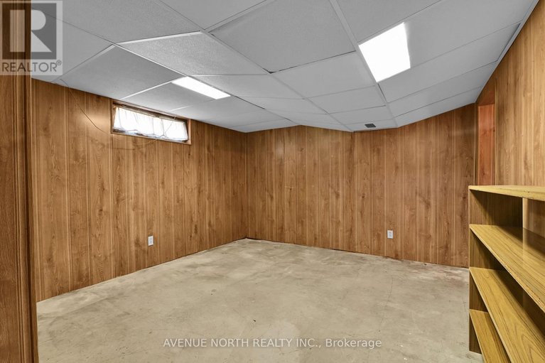 29653948/980-wiseman-crescent/riverside-park/ottawa/ontario/K1V8J4_31