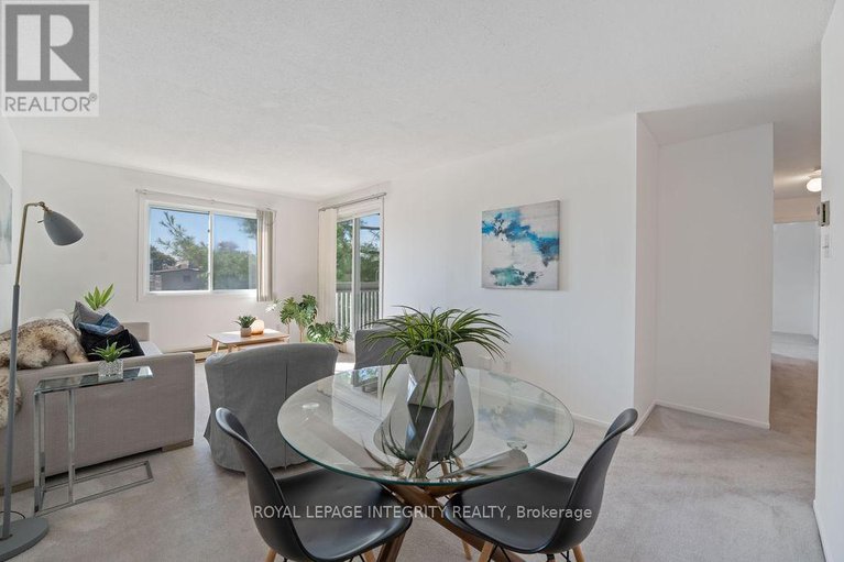 28876119/206-212-viewmount-drive/borden-farmstewart-farmcarleton-heightsparkwood-hills/ottawa/ontario/K2E7X2_12