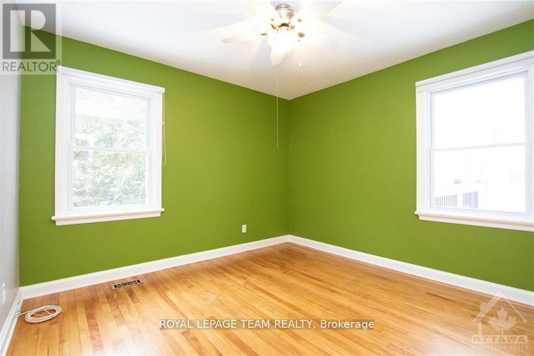 29269332/49-crownhill-street/beacon-hill-south/ottawa/ontario/K1J7K5_14