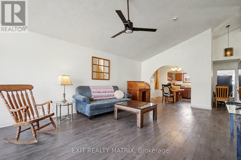 29680683/1864-lenester-avenue/mckellar-heightsglabar-park/ottawa/ontario/K2A3W8_9