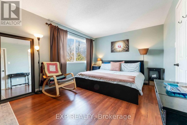 29383913/5-mullcraft-crescent/longfields/ottawa/ontario/K2J4P8_14