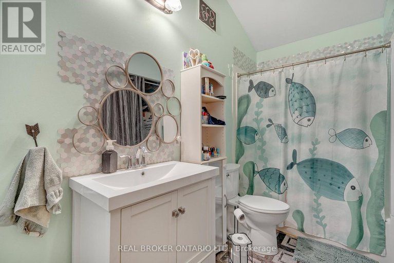 29461292/1-woodland-drive/mcnabbraeside-twps/mcnabbraeside/ontario/K0A1G0_32