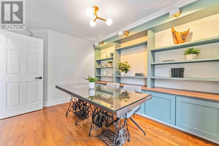 28996466/19-campfield-court/pineglencountry-place/ottawa/ontario/K2E7X8_18