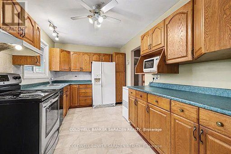 29681188/2091-lenester-avenue/mckellar-heightsglabar-park/ottawa/ontario/K2A1K9_5