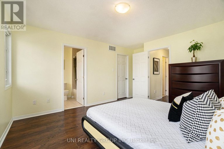 28595135/80-chesapeake-crescent/cedargrovefraserdale/ottawa/ontario/K2J0L5_19