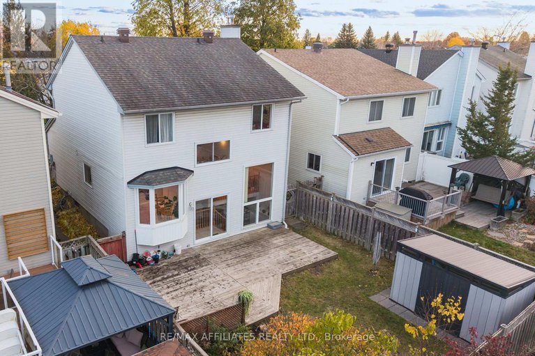 29083529/1687-tache-way/fallingbrookpineridge/ottawa/ontario/K4A2T5_39