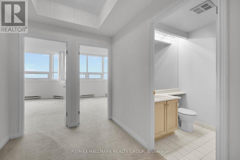 28921400/2204-1480-riverside-drive/riverview-park/ottawa/ontario/K1G5H2_23