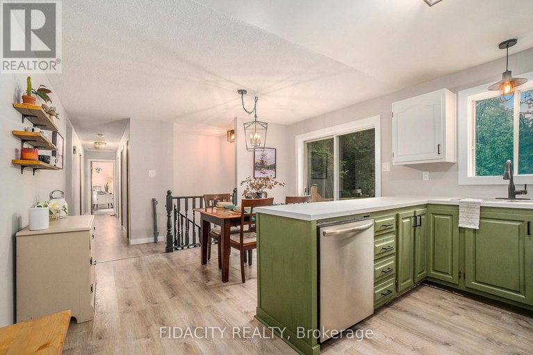 28620333/2752-8th-concession-north-pakenham-road/pakenham/mississippi-mills/ontario/K0A2X0_13
