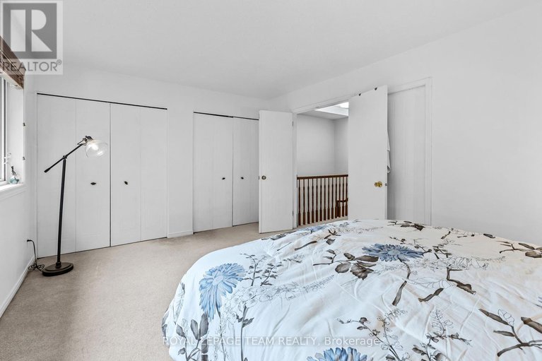 28718200/1120-chimney-hill-way/beacon-hill-south/ottawa/ontario/K1J8Z6_14