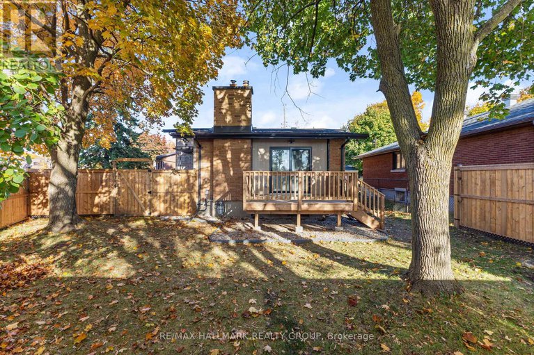 29102044/2186-lenester-avenue/mckellar-heightsglabar-park/ottawa/ontario/K2A1L4_36