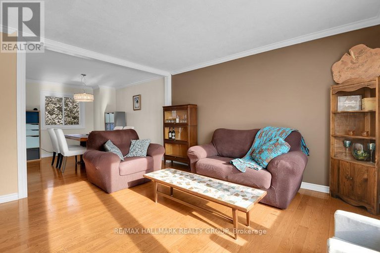 29304651/79-bourdeau-crescent/embrun/russell/ontario/K0A1W0_7