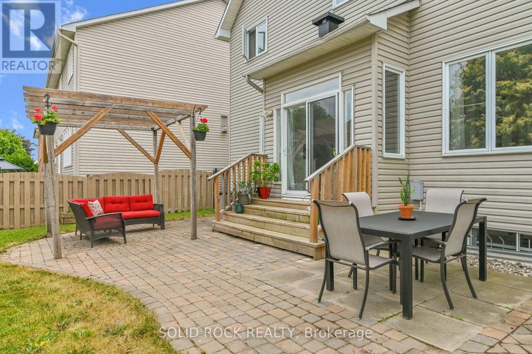 28645077/1824-mccallum-drive/fallingbrookgardenway-south/ottawa/ontario/K4A3T7_37