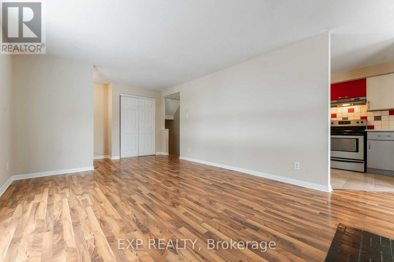 29444282/45a-802-st-andre-drive/hiawatha-parkconvent-glen/ottawa/ontario/K1C4R3_11