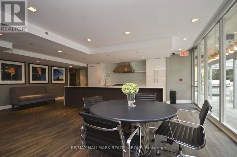 28810611/1111-300-lisgar-street/ottawa-centre/ottawa/ontario/K2P0E2_19