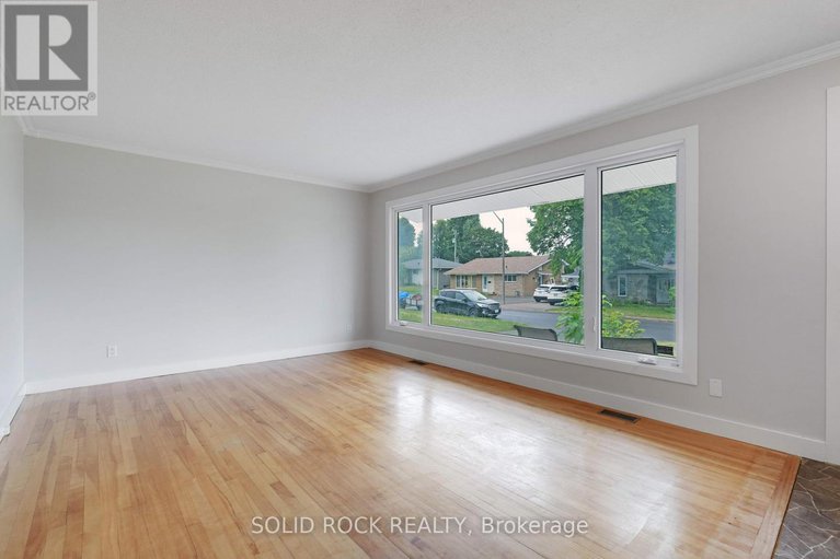 28538691/1135-maybank-street/parkway-park/ottawa/ontario/K2C2W7_7